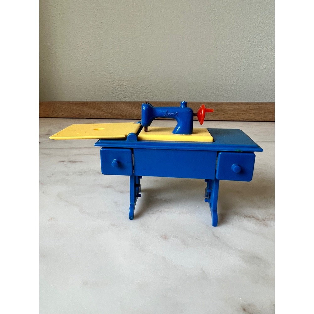 Vintage Doll House Furniture Renwal Dollhouse Treadle Sewing Machine #89